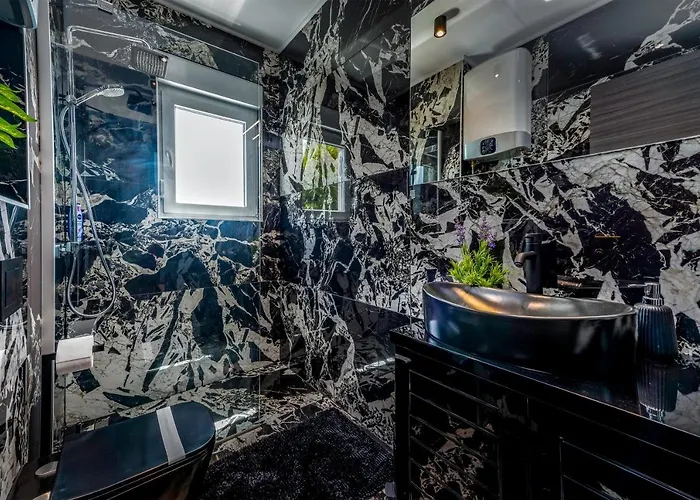 아파트 Superior Marangun