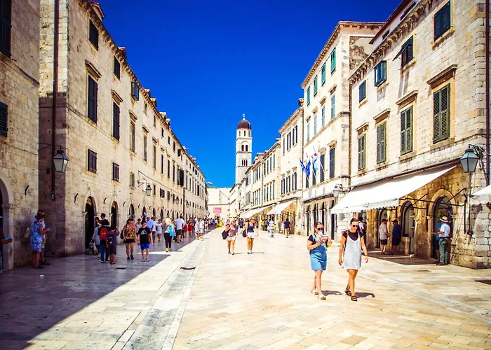 아파트 Superior Marangun